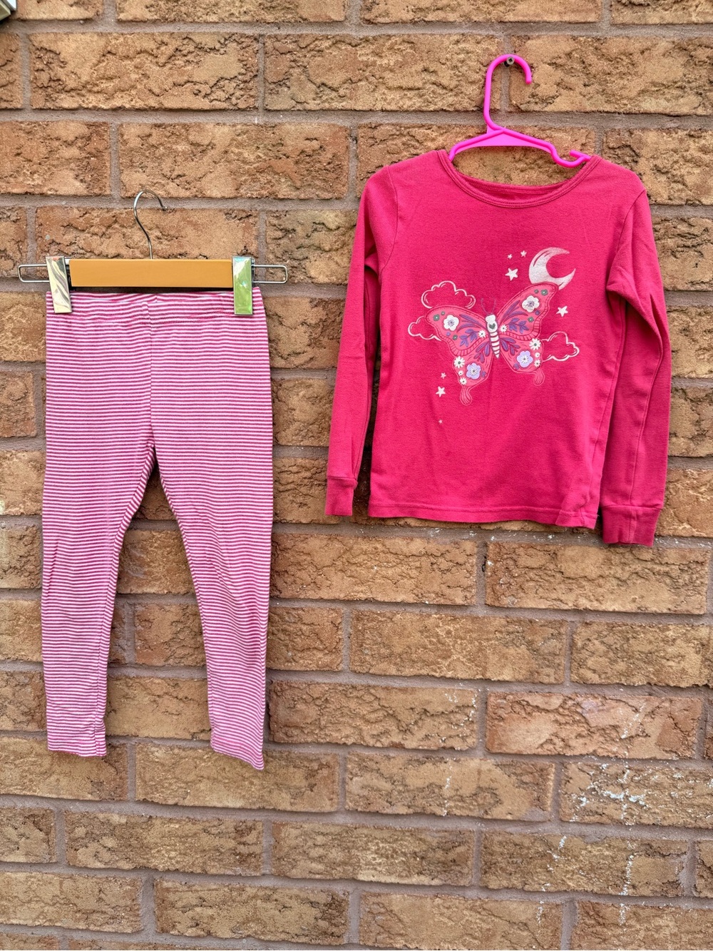 10/$25 • Carters Butterfly Graphic Cotton 2 Piece PJ Set